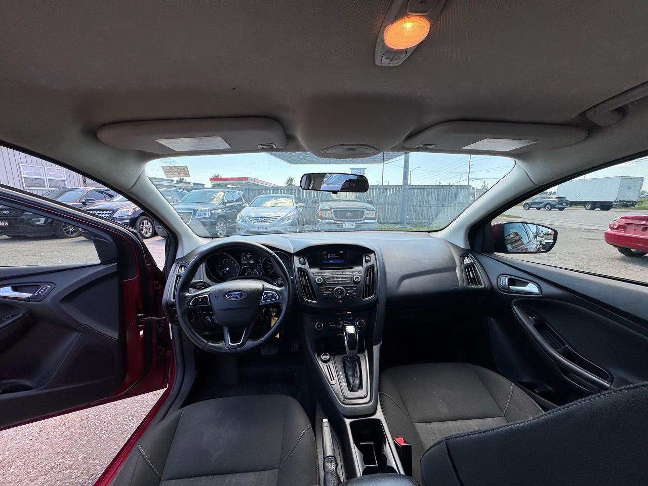2015 Ford Focus SE, SEDAN, AUTO, 4 CYL, GREAT ON FUEL, CERTIFIED - Photo #14