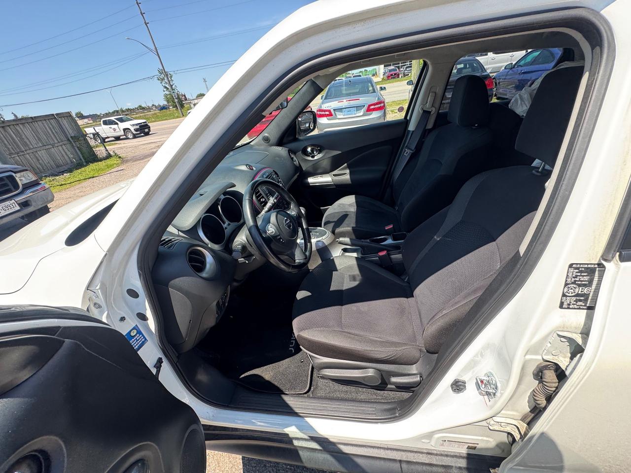 2015 Nissan Juke SV, AUTO, LOW KMS, ONLY 70KMS, CERTIFIED - Photo #13