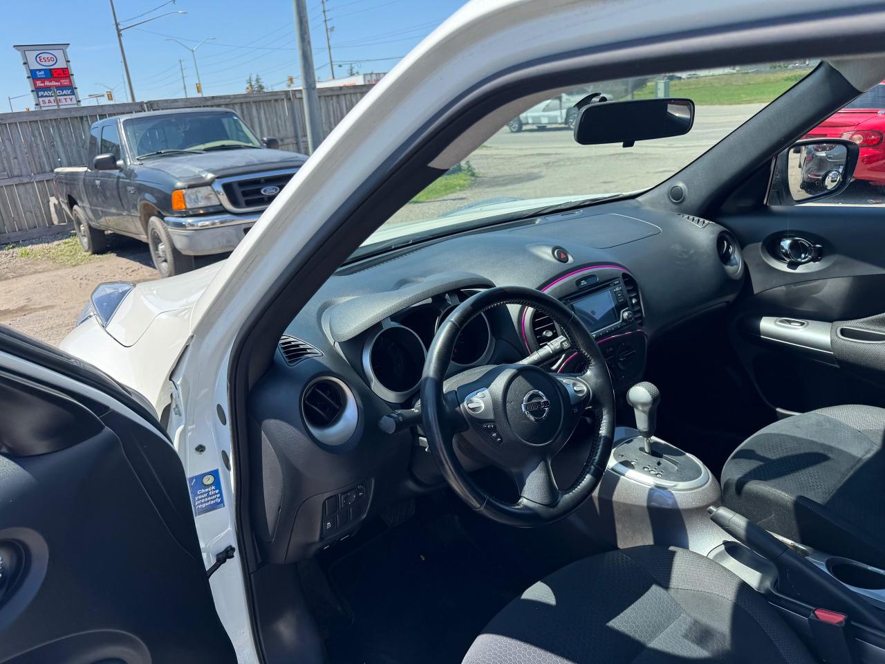 2015 Nissan Juke SV, AUTO, LOW KMS, ONLY 70KMS, CERTIFIED - Photo #14