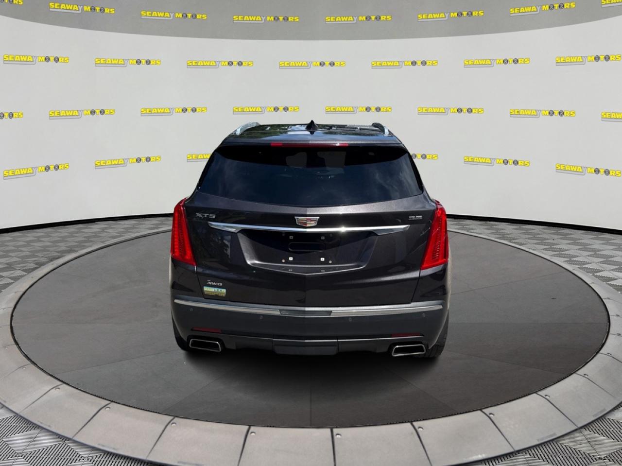 2018 Cadillac XT5 Luxury - Photo #4
