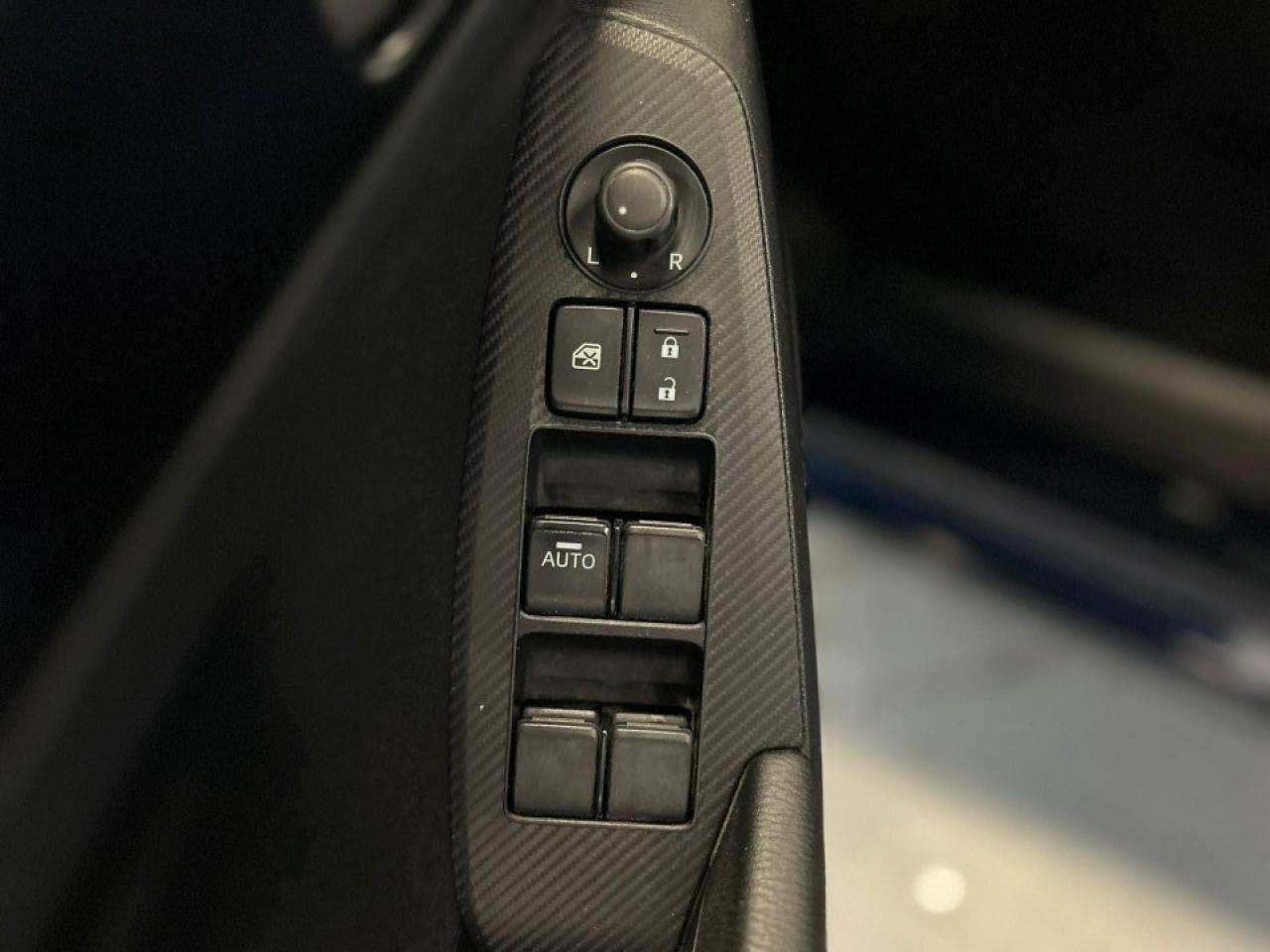 2014 Mazda MAZDA3 I Sport Photo