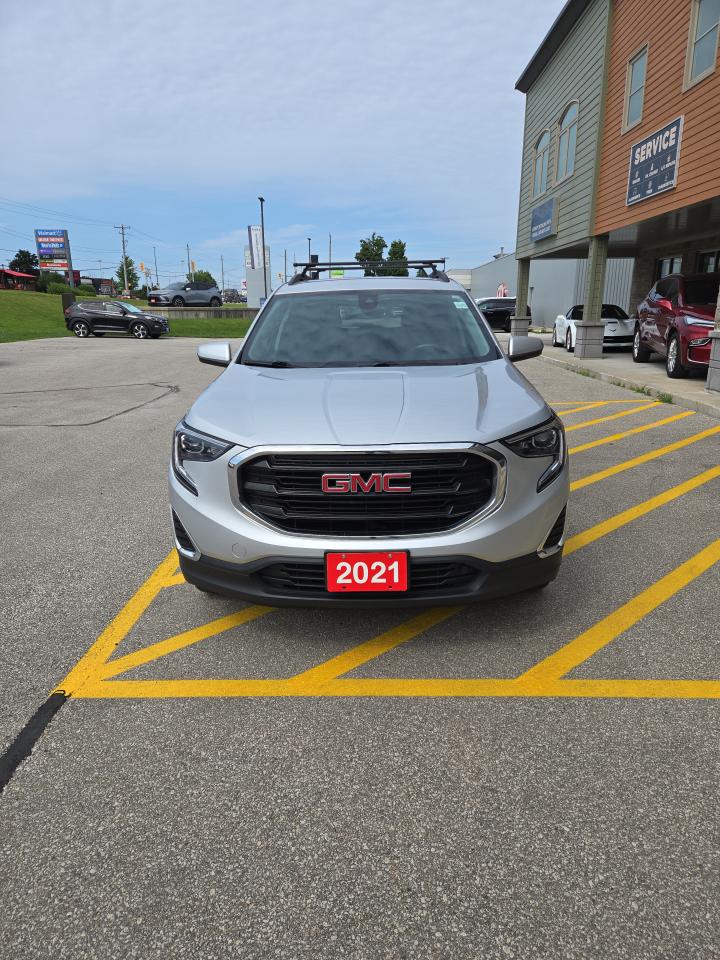 2021 GMC Terrain SLE Photo1