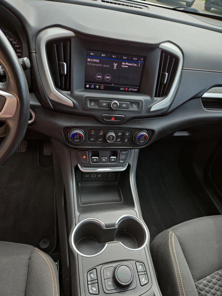 2021 GMC Terrain SLE Photo