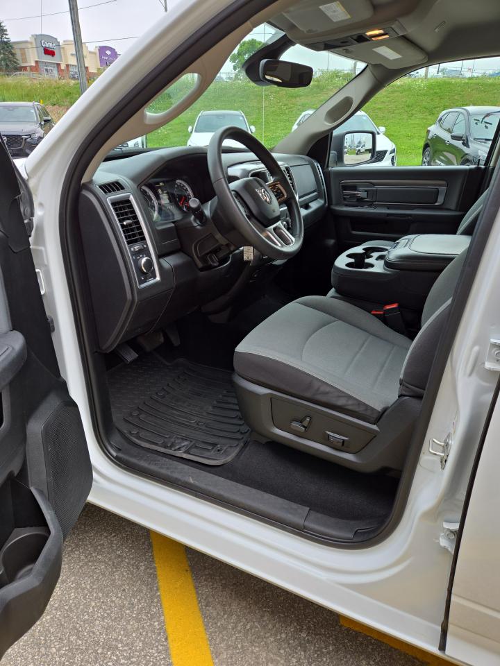 2023 RAM 1500 Classic SLT Photo