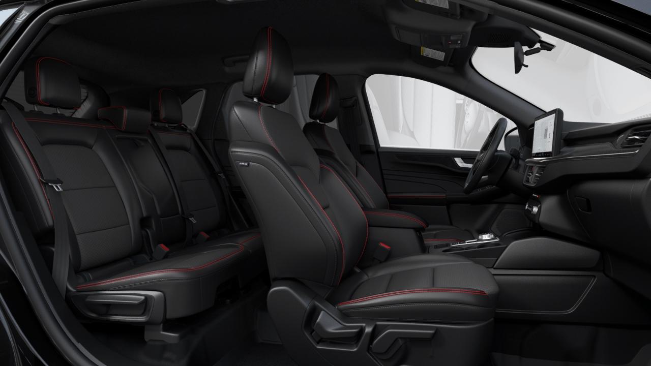 2025 Ford Escape ST-Line Photo5