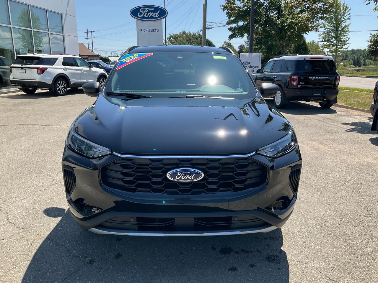 2025 Ford Escape ST-Line Photo1