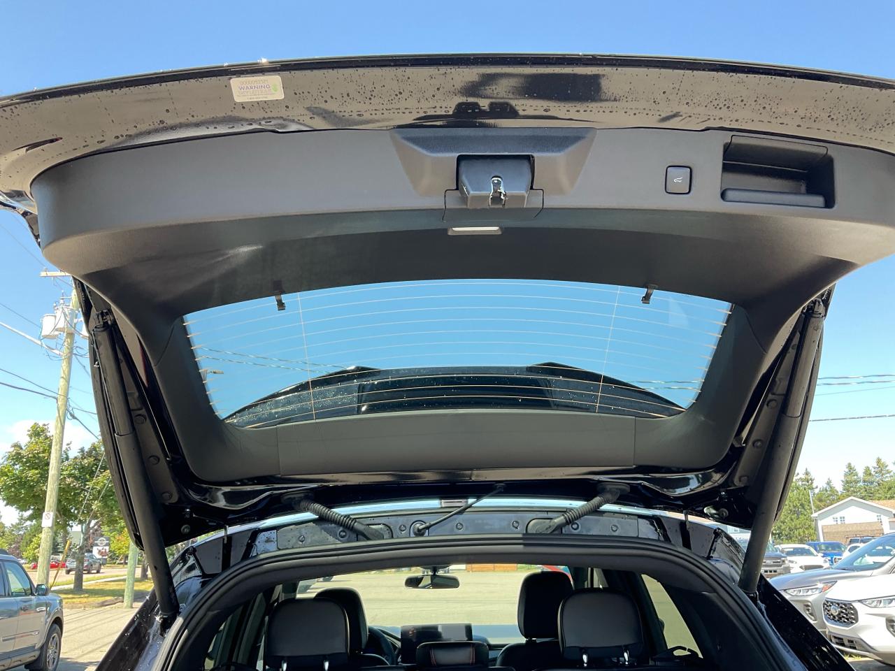 2025 Ford Escape ST-Line Photo5