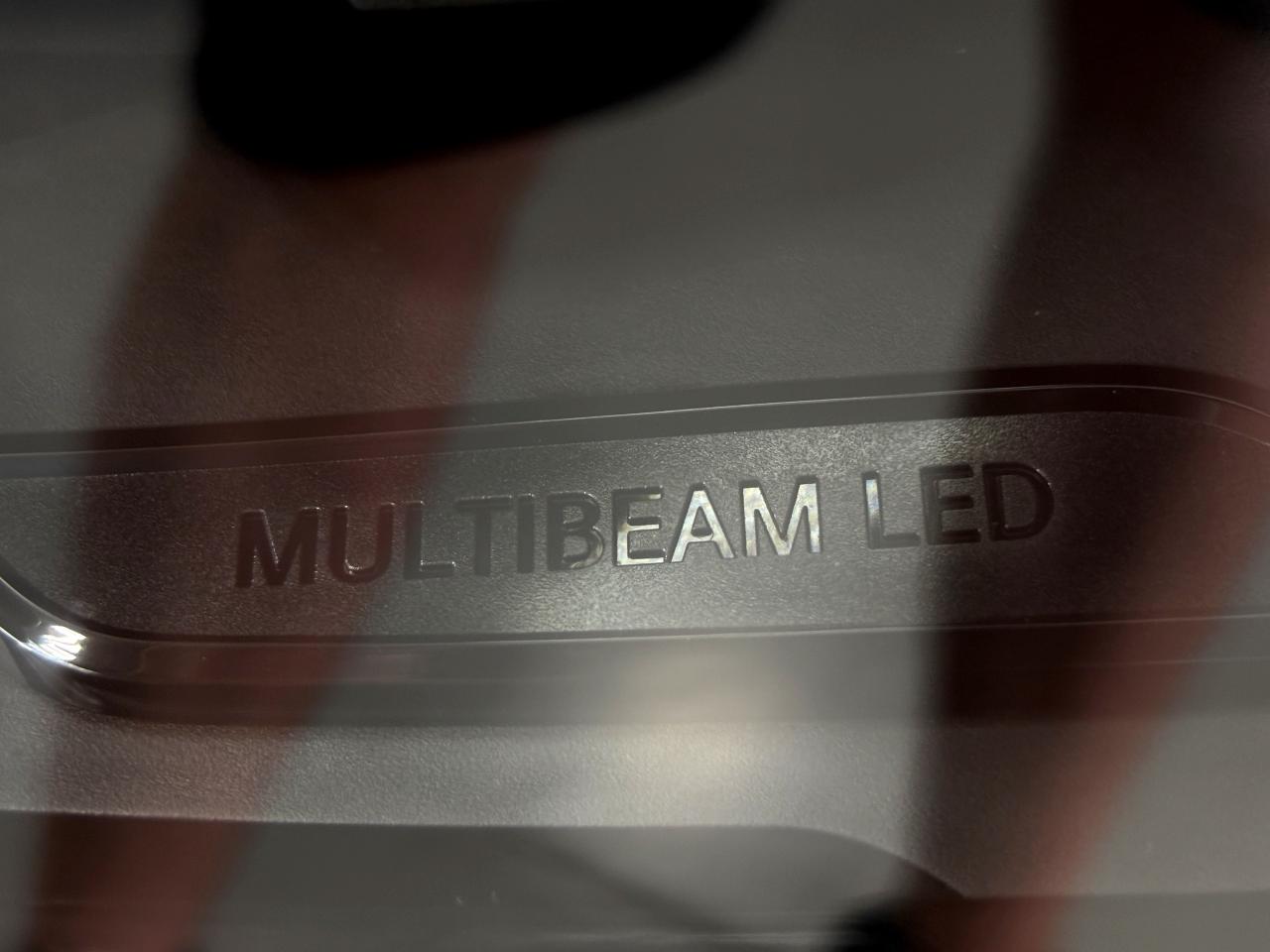 2020 Mercedes-Benz GLC GLC300|4MATIC|AMGPKG|WOOD|LEATHER|DUALSUNROOF|LED| Photo2