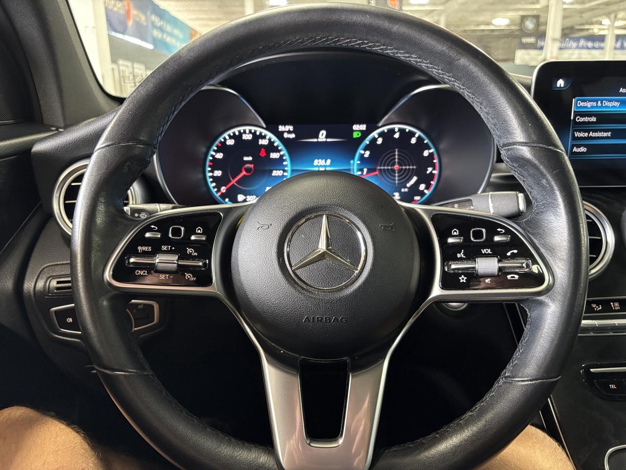 2020 Mercedes-Benz GLC GLC300|4MATIC|AMGPKG|WOOD|LEATHER|DUALSUNROOF|LED| - Photo #36