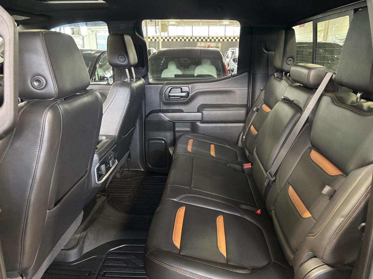 2020 GMC Sierra 1500 AT4 AWD|CREW|NAV|BOSE|360CAM|TAILGATESPLIT|LEATHER - Photo #11