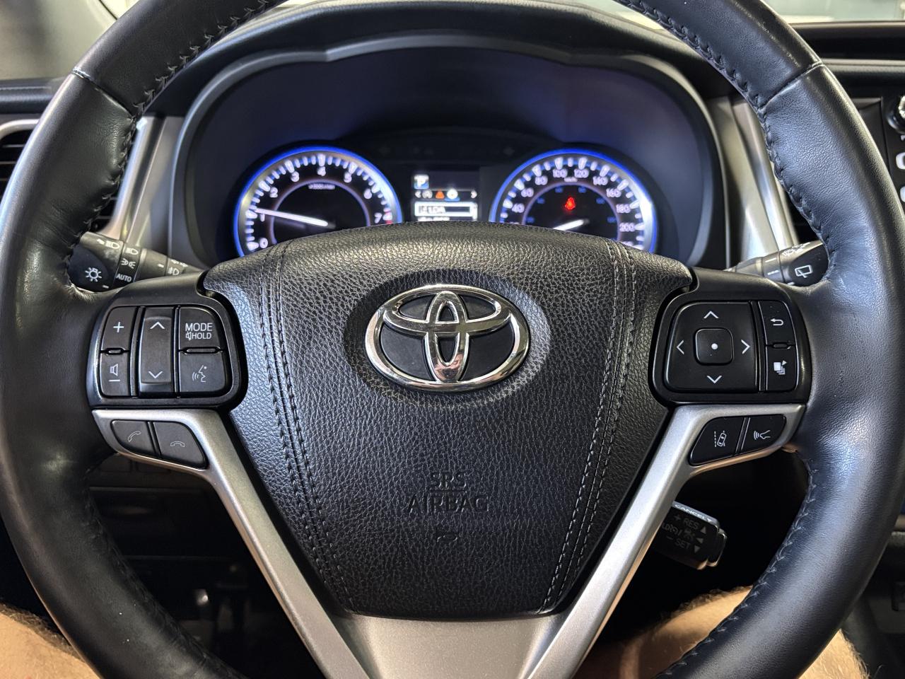 2019 Toyota Highlander Limited AWD|CARAMELSEATS|JBLAUDIO|NAV|360CAM|7PASS - Photo #25