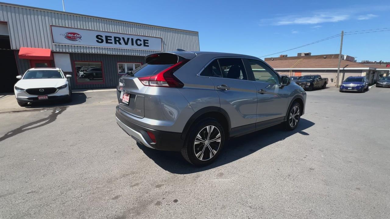 2022 Mitsubishi Eclipse Cross SE AWD | HTD SEATS/STEERING |CARPLAY | 18IN ALLOYS Photo
