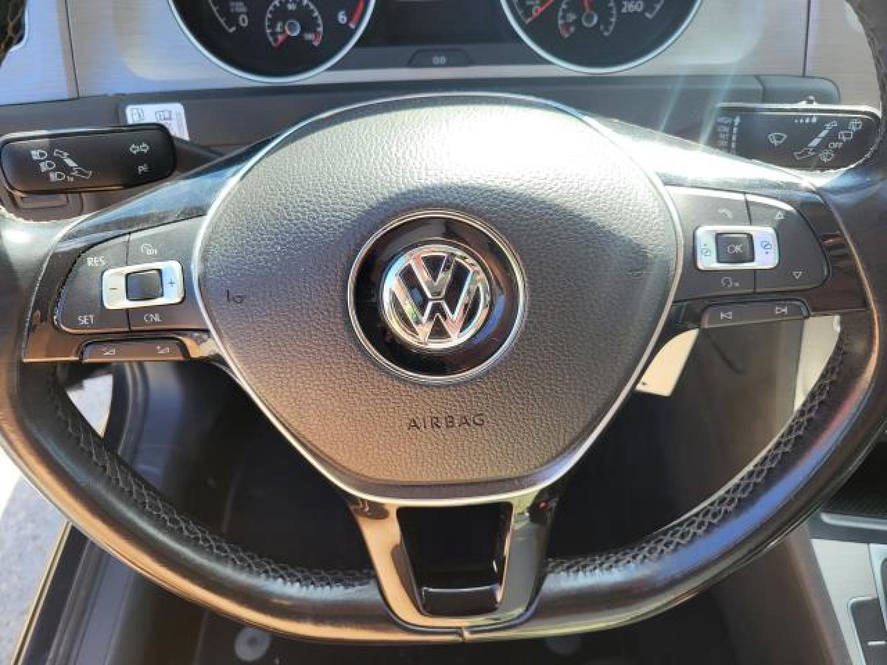 2015 Volkswagen Golf COMFORTLINE TDI Photo10