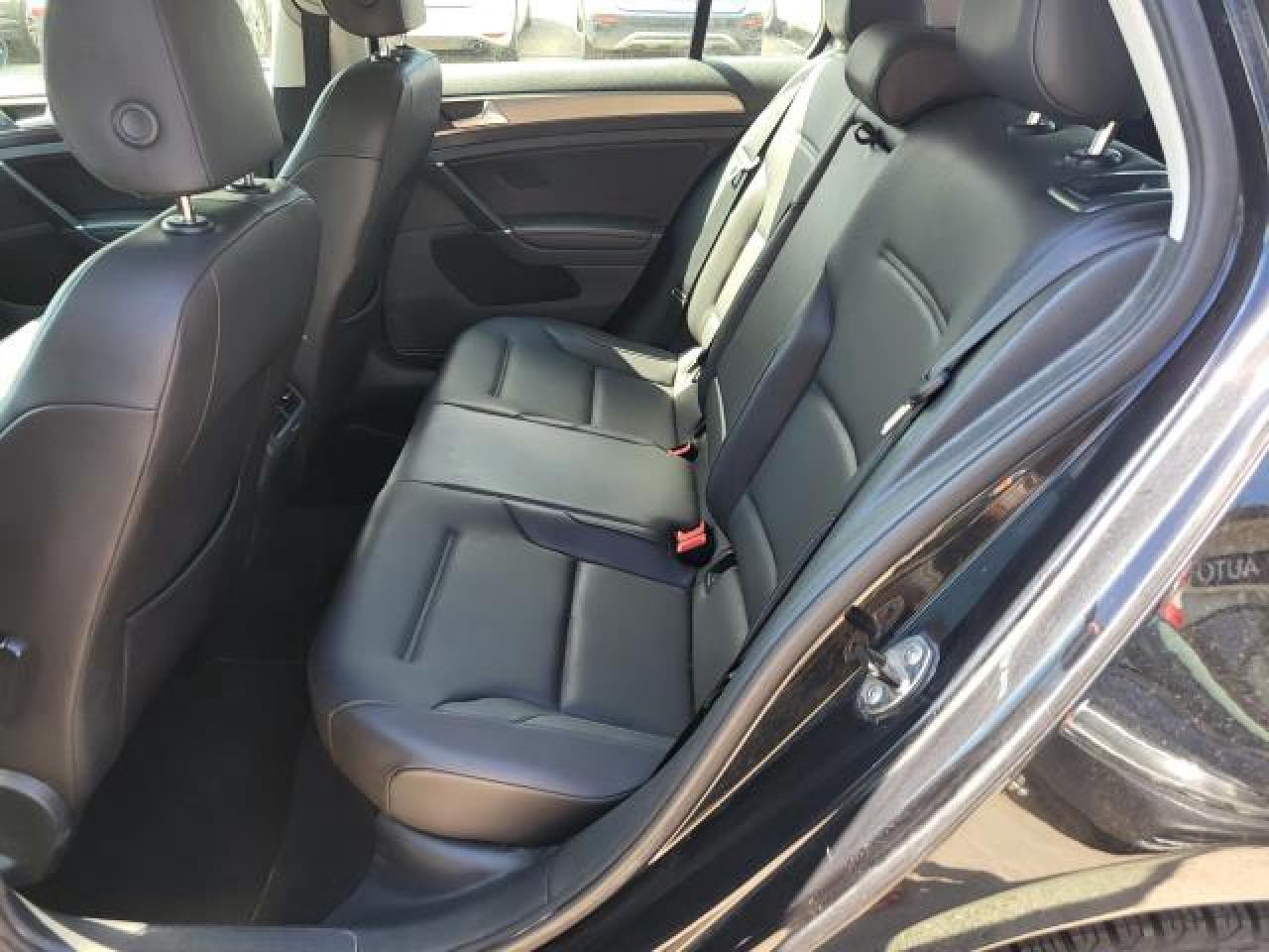 2015 Volkswagen Golf COMFORTLINE TDI Photo15