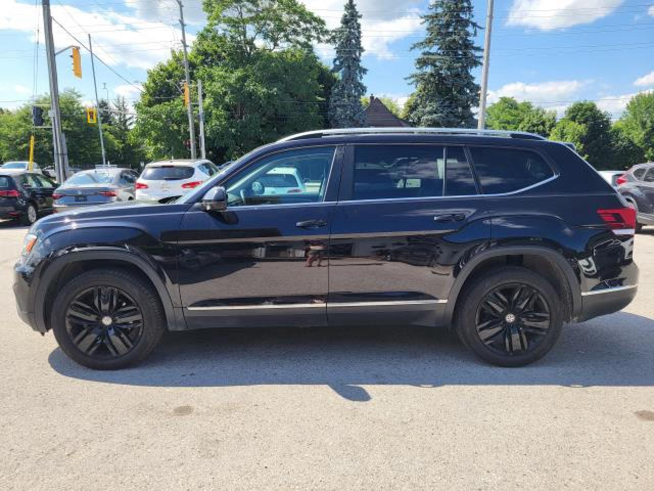 2018 Volkswagen Atlas HIGHLINE Photo3