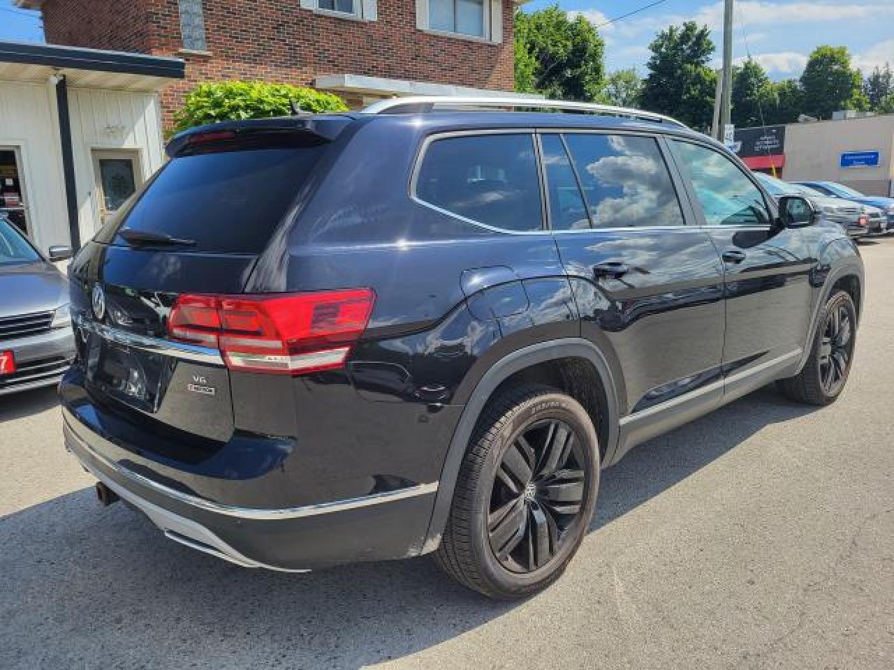 2018 Volkswagen Atlas HIGHLINE Photo4