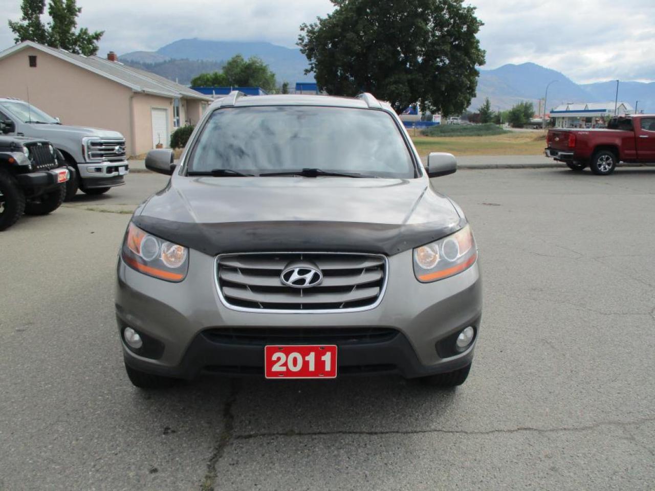 2011 Hyundai Santa Fe LIMITED  AWD Photo1