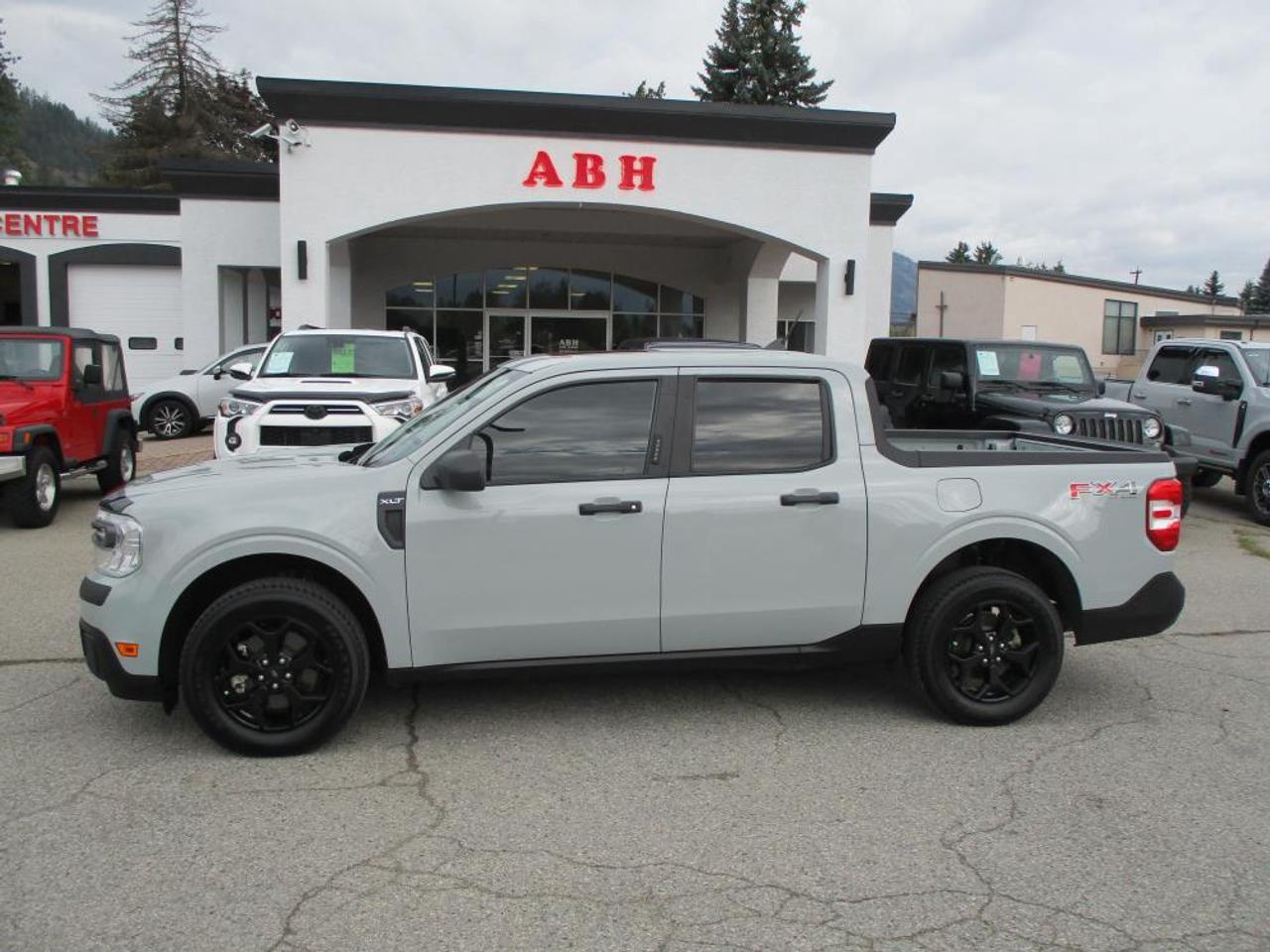 2022 Ford Maverick XLT FX4 AWD - Photo #3