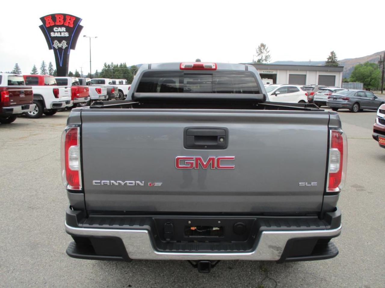 2020 GMC Canyon SLE CREW CAB 4WD - Photo #7