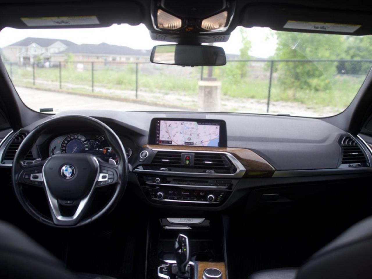 2019 BMW X3 xDrive 30i  **PREMIUM PACKAGE ESSENTIAL** Photo