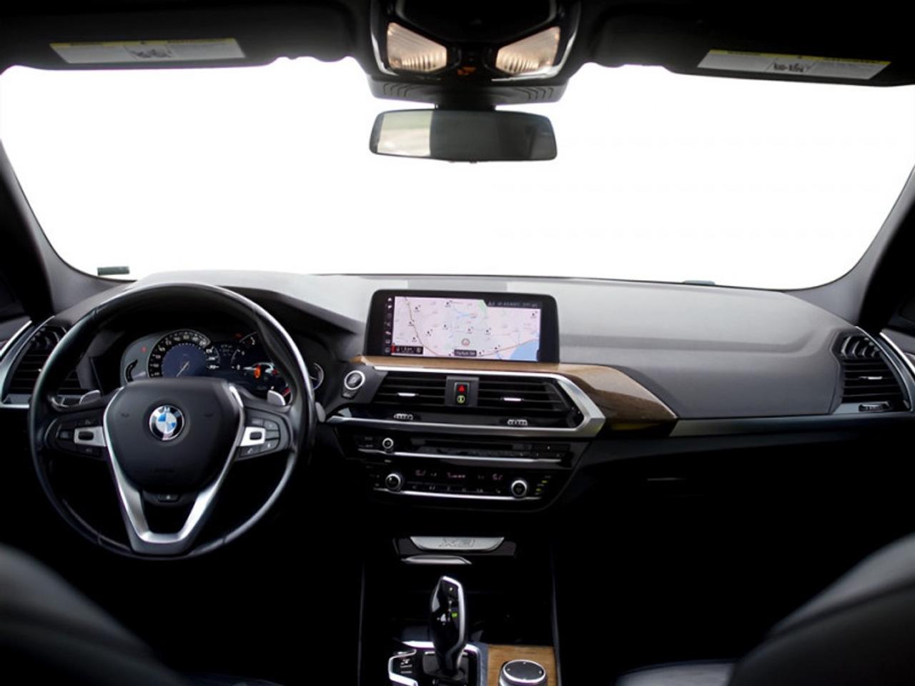 2019 BMW X3 xDrive 30i  **PREMIUM PACKAGE ESSENTIAL** Photo