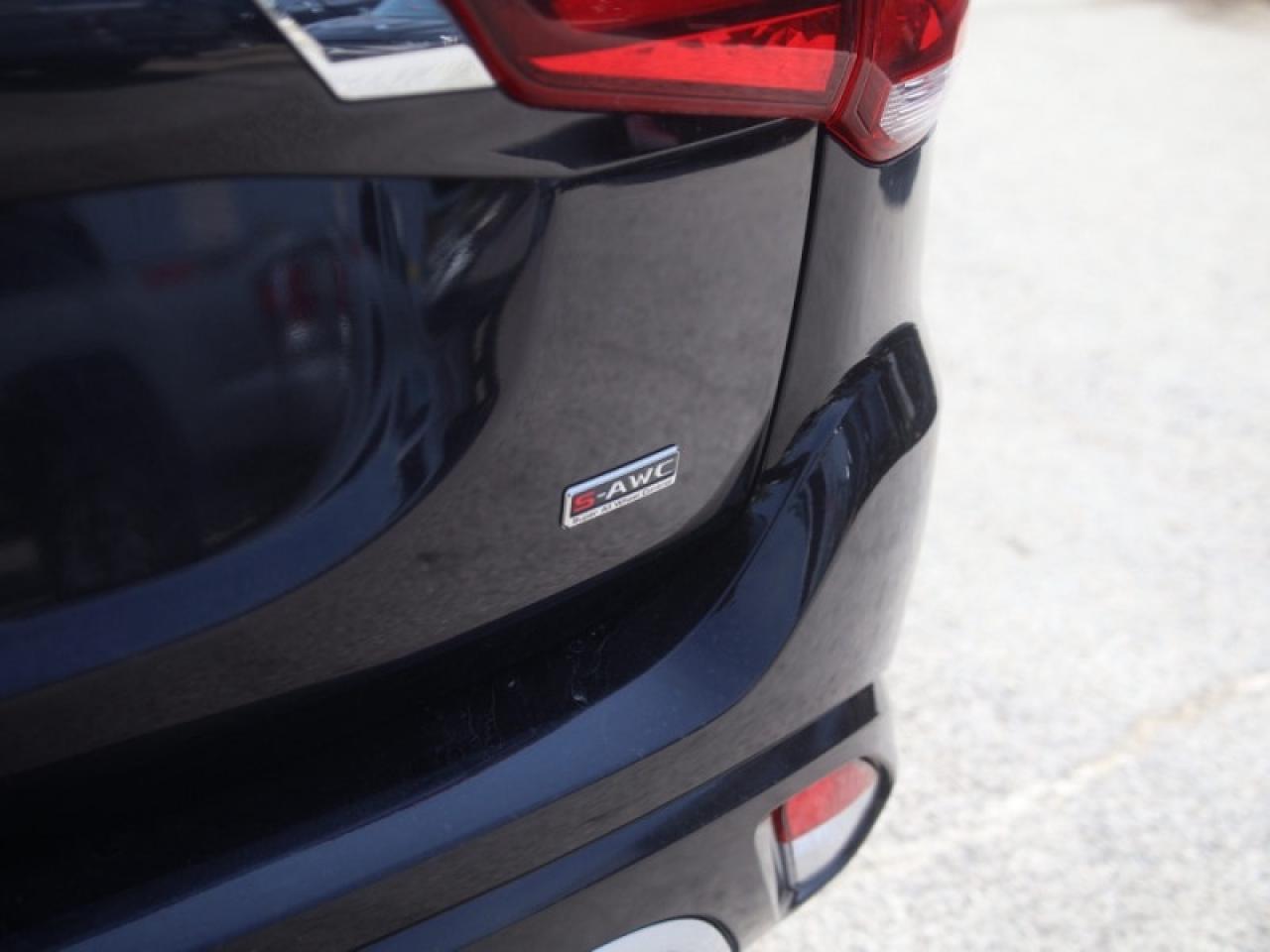 2020 Mitsubishi Outlander Phev SE  **14 SERVICE RECORDS** Photo