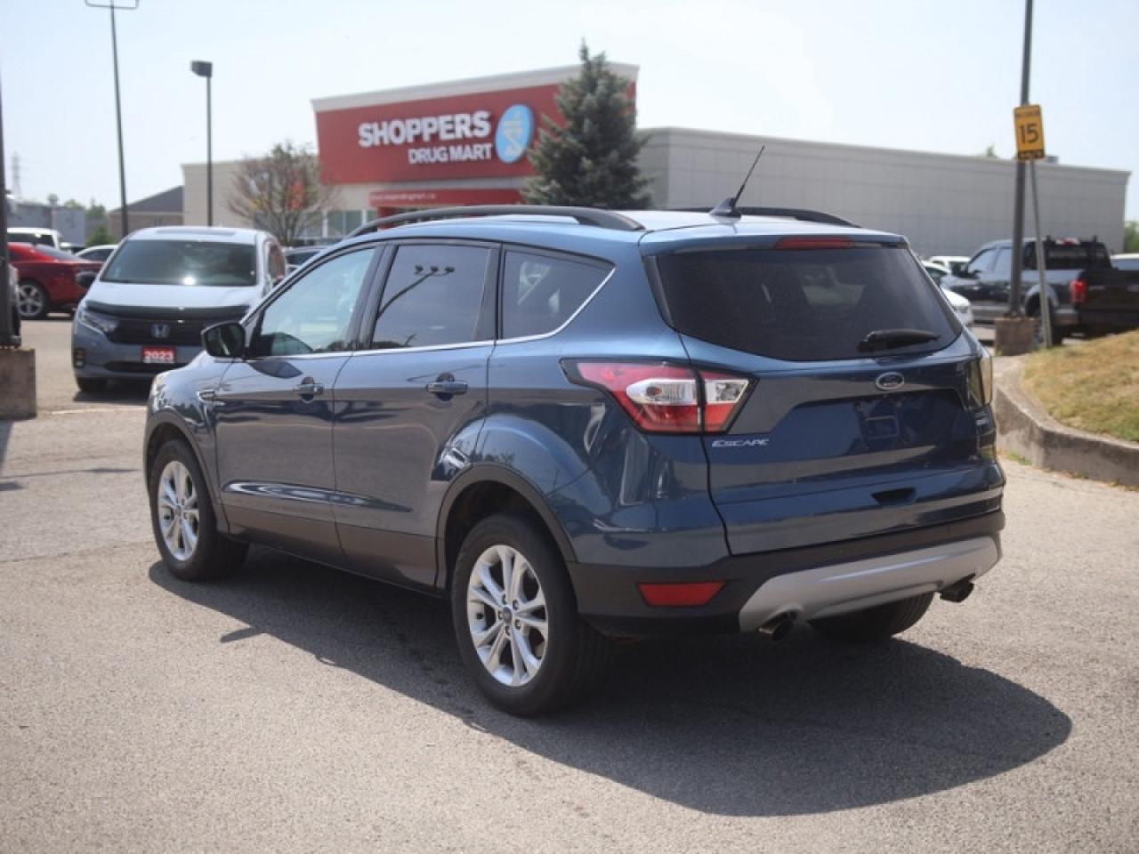 2018 Ford Escape SEL  **CANADIAN TOURING PACKAGE** Photo2