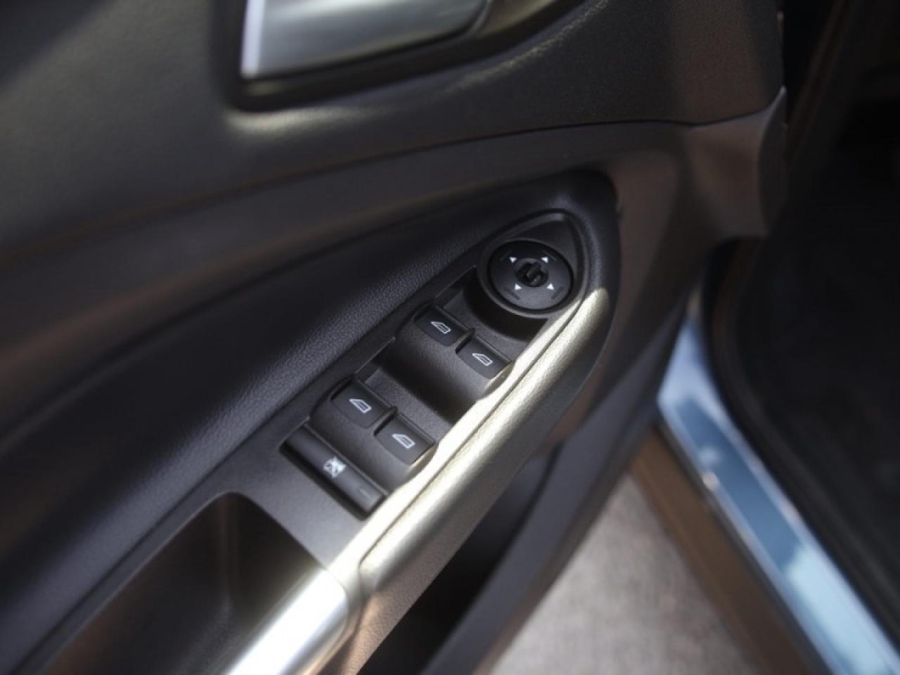 2018 Ford Escape SEL  **CANADIAN TOURING PACKAGE** Photo
