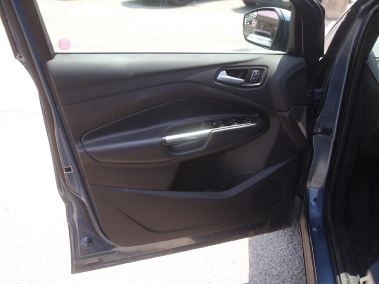 2018 Ford Escape SEL  **CANADIAN TOURING PACKAGE** Photo
