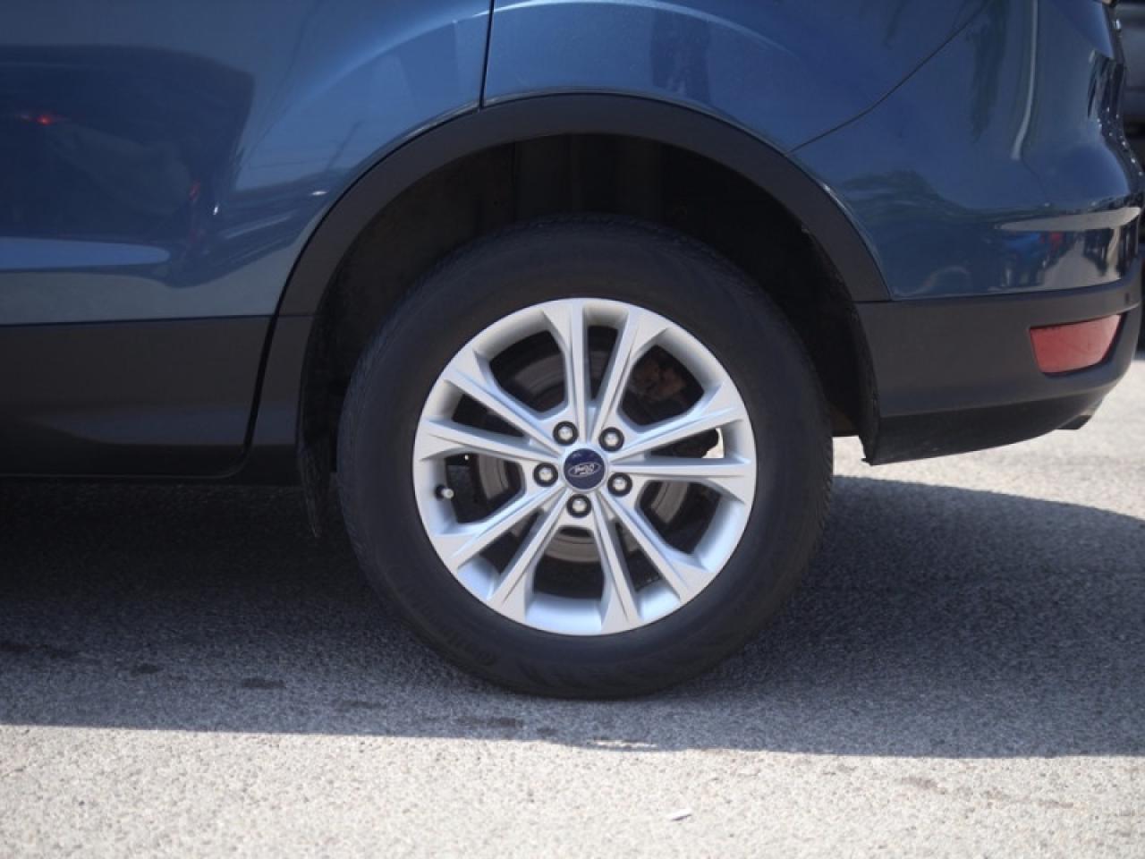 2018 Ford Escape SEL  **CANADIAN TOURING PACKAGE** Photo