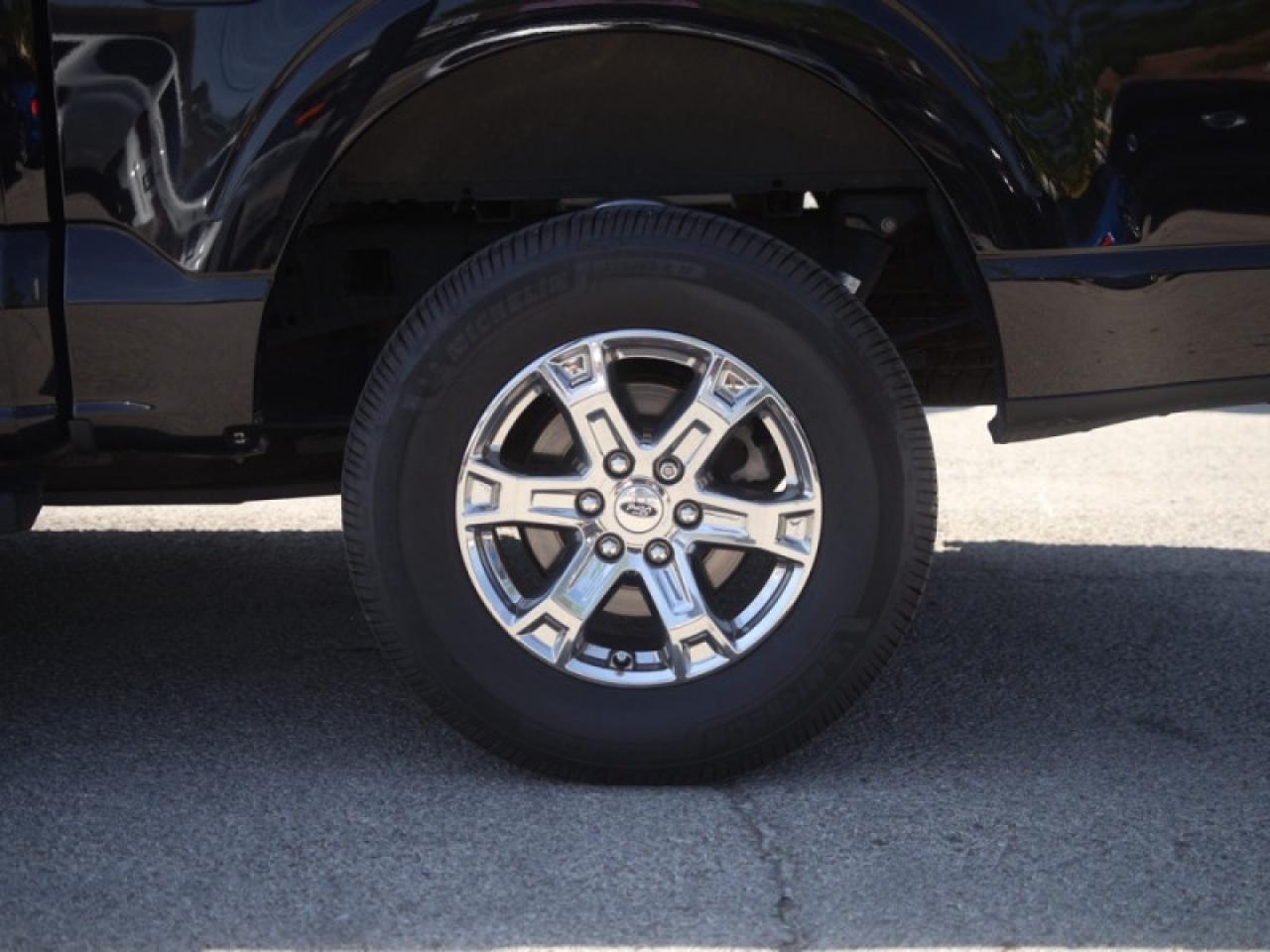 2021 Ford F-150 Lariat Photo2