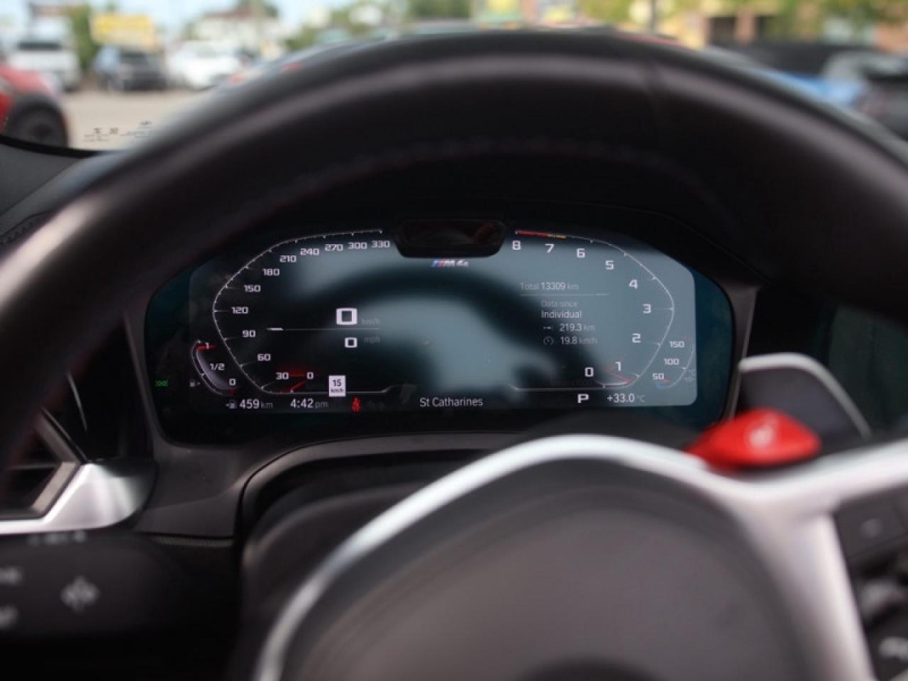 2022 BMW M4 Competition xDrive  **PRISTINE - LOW KMS** Photo