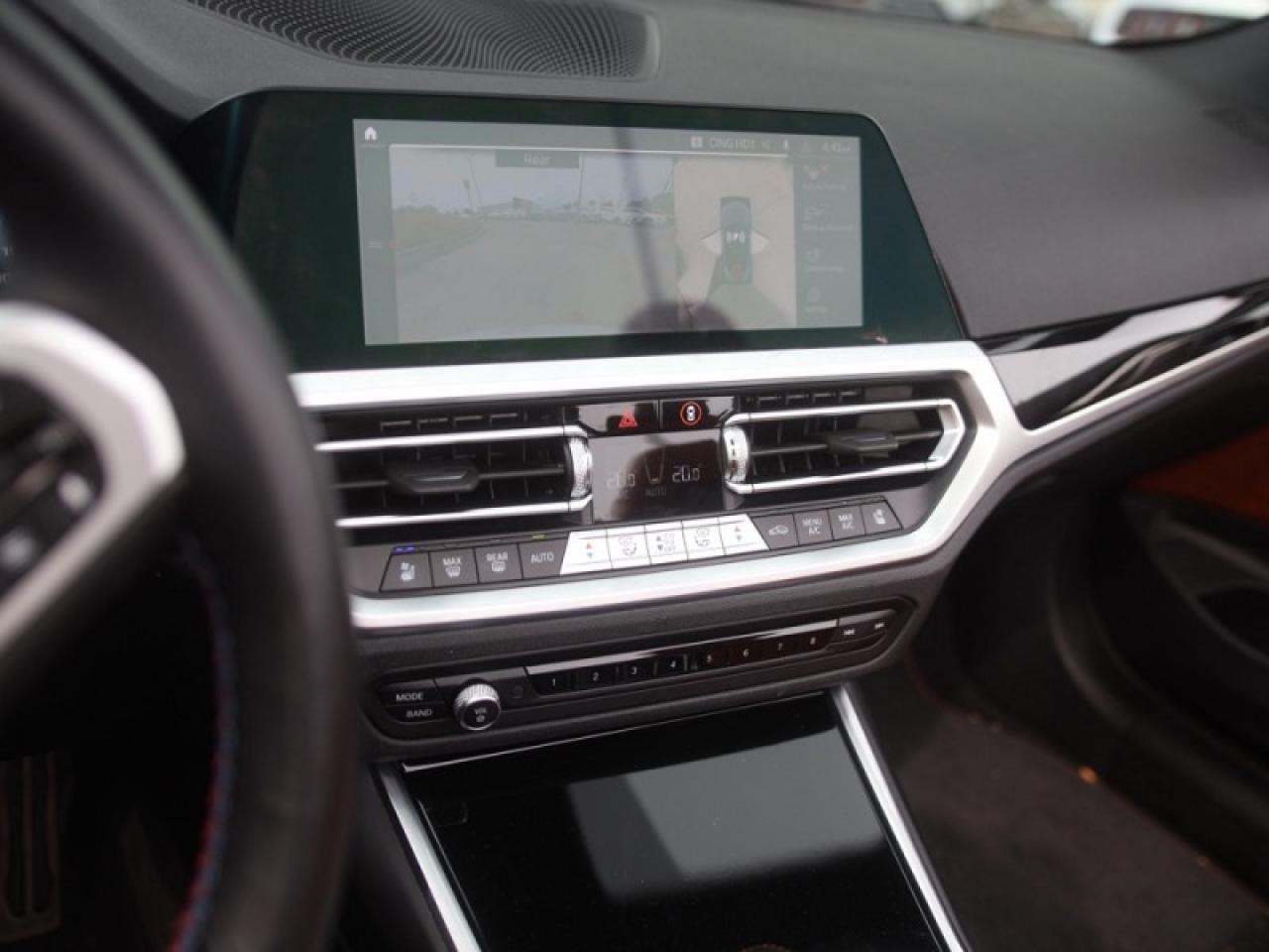 2022 BMW M4 Competition xDrive  **PRISTINE - LOW KMS** Photo