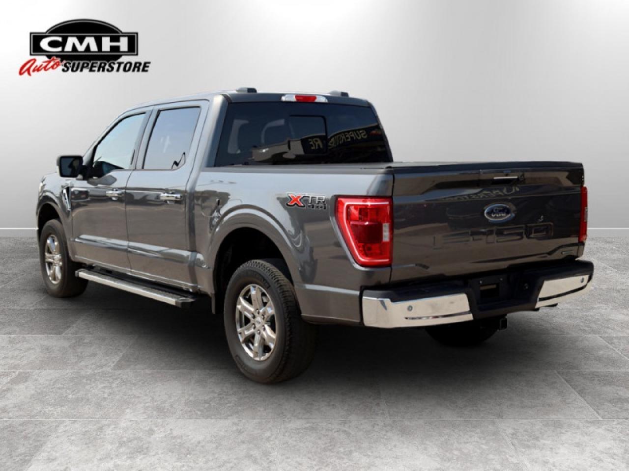 2022 Ford F-150 XLT  **2.7L ECOBOOST - EQUIP. GROUP 302A** Photo2