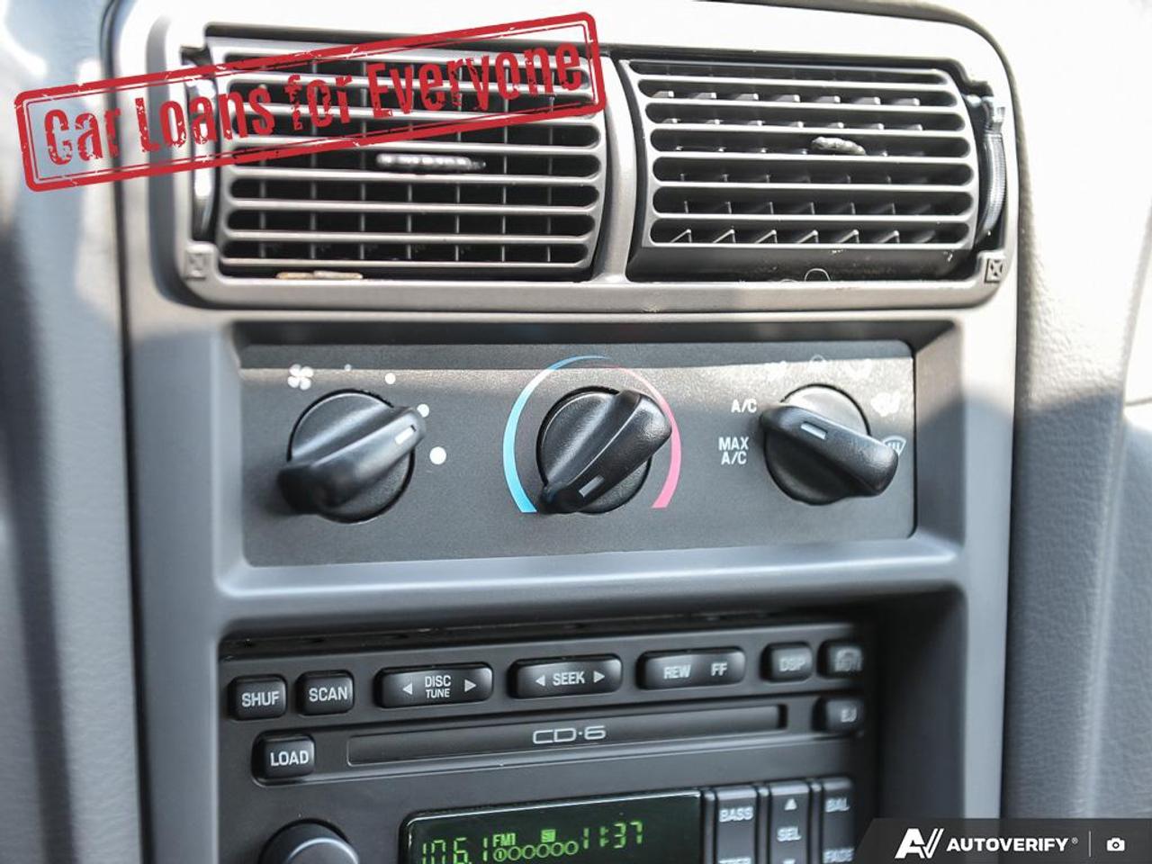 2001 Ford Mustang GT Photo