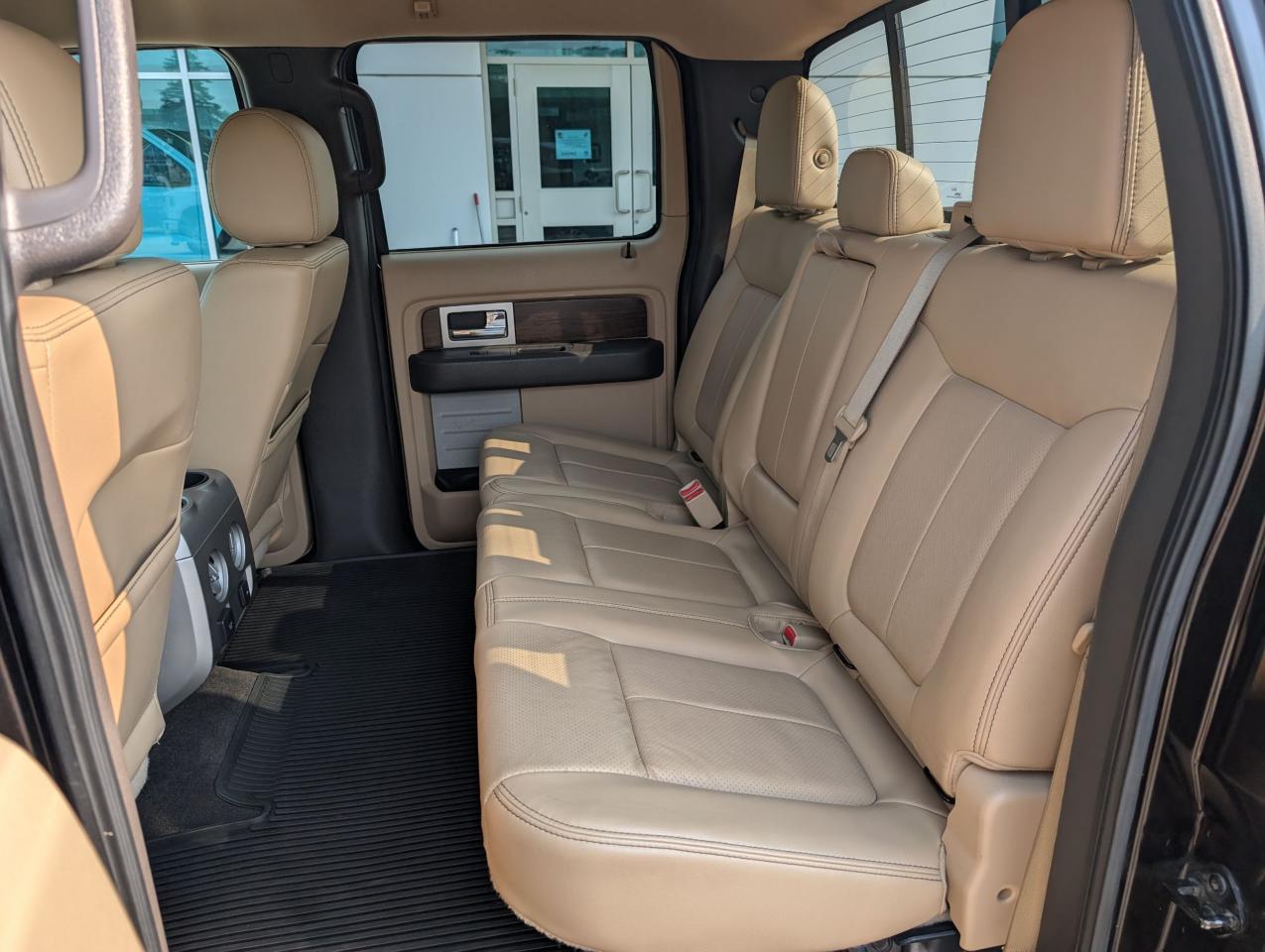 2014 Ford F-150 Lariat Photo5