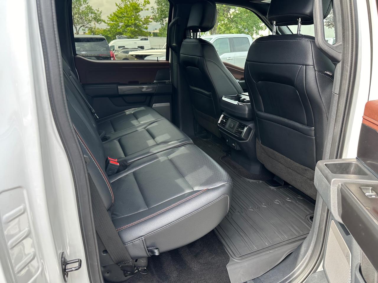 2022 Ford F-150 Lariat Photo5
