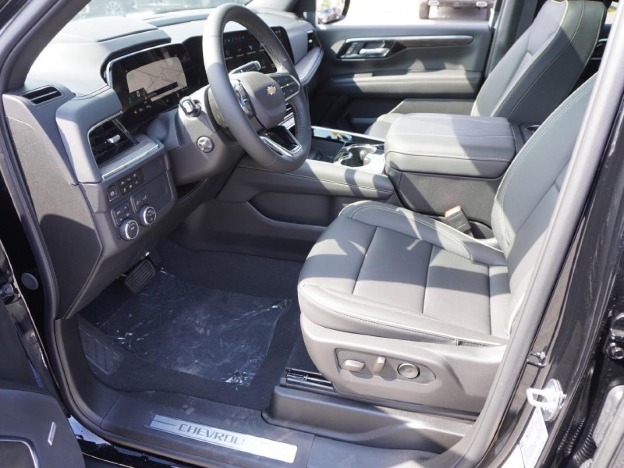 2025 Chevrolet Tahoe Premier  - Leather Seats Photo