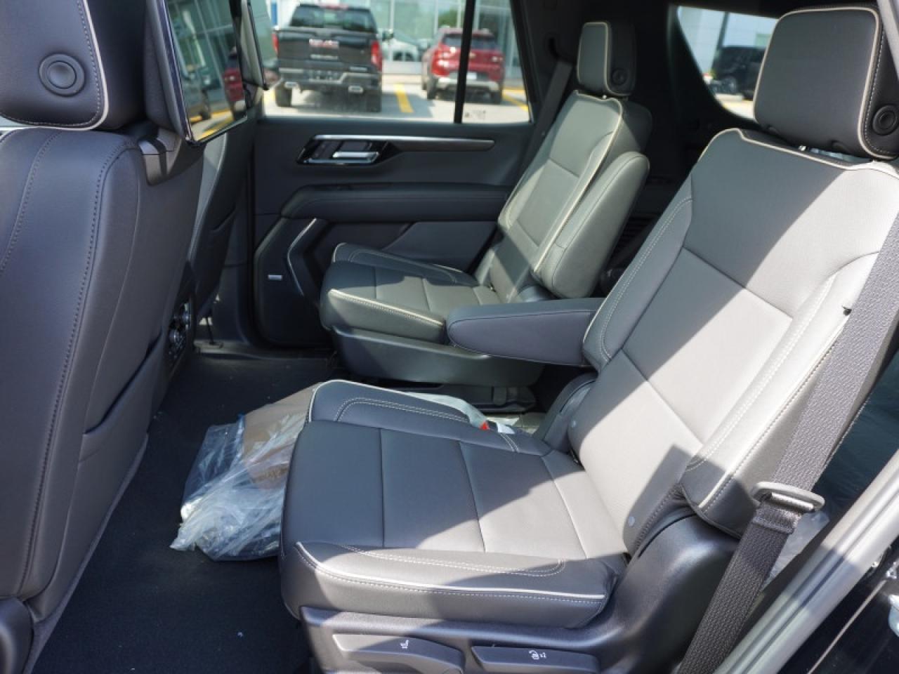 2025 Chevrolet Tahoe Premier  - Leather Seats Photo