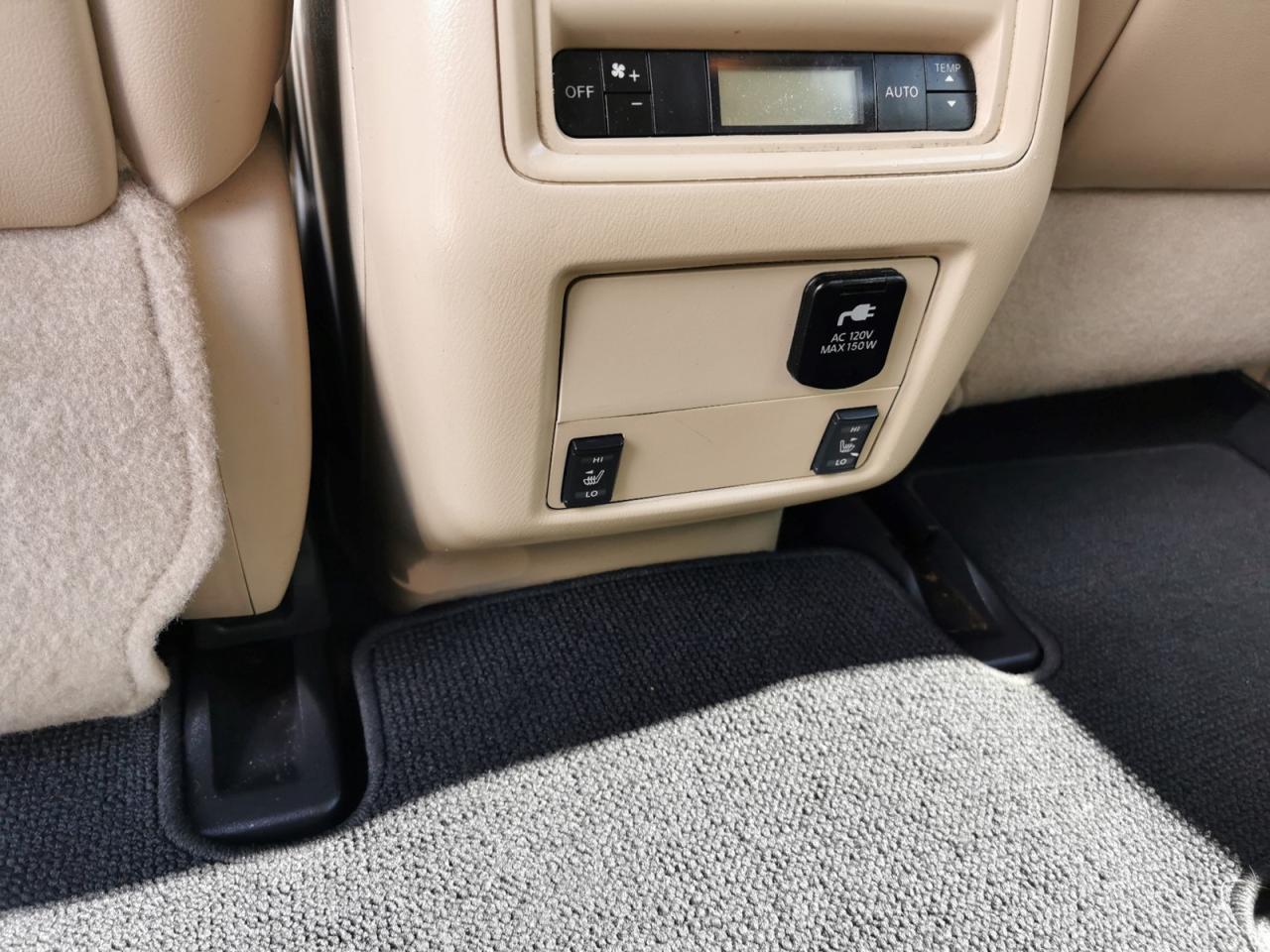 2017 Nissan Pathfinder SL 4WD - Photo #25