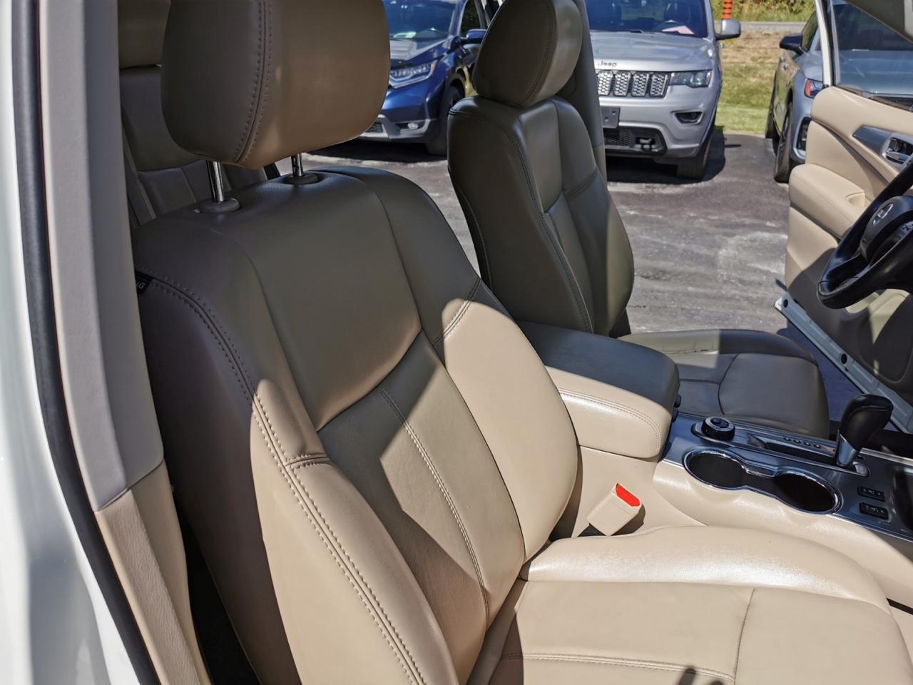 2017 Nissan Pathfinder SL 4WD - Photo #31