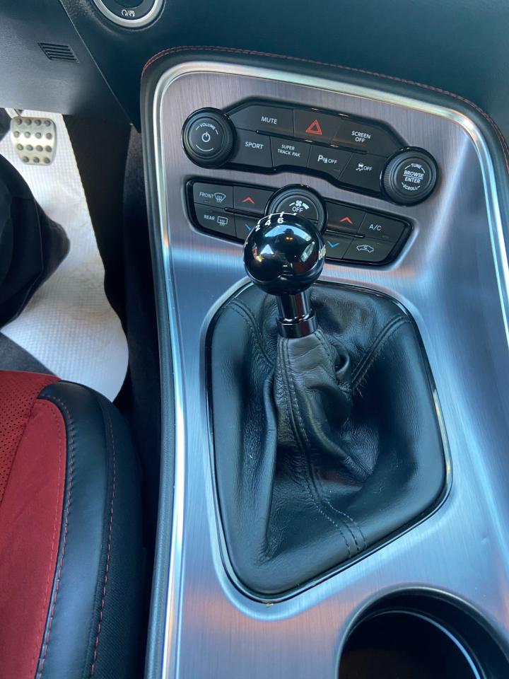 2017 Dodge Challenger R/T SHAKER Photo7