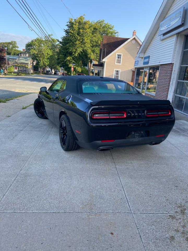 2017 Dodge Challenger R/T SHAKER Photo5