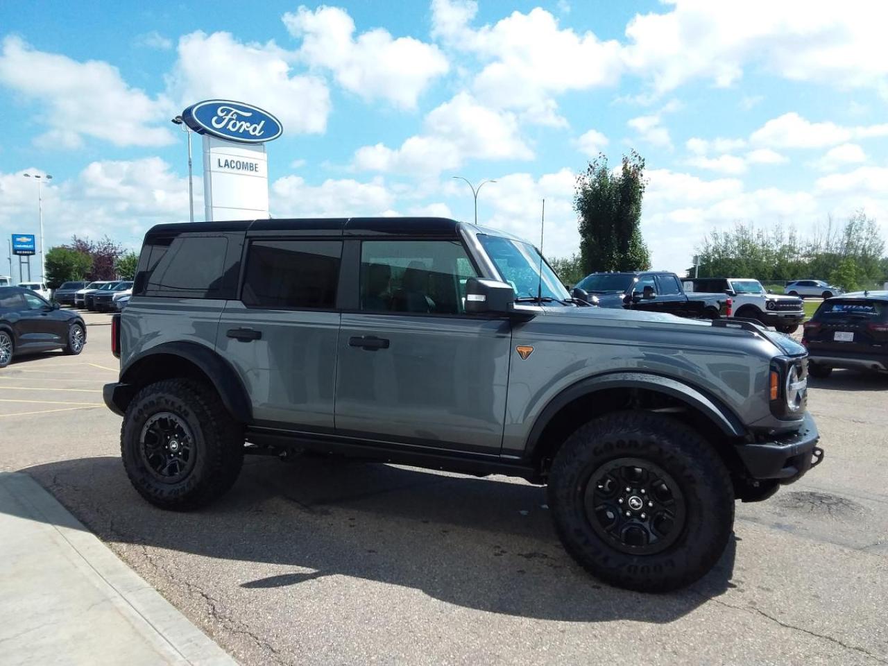 New 2025 Ford Bronco Badlands for sale in Lacombe, AB