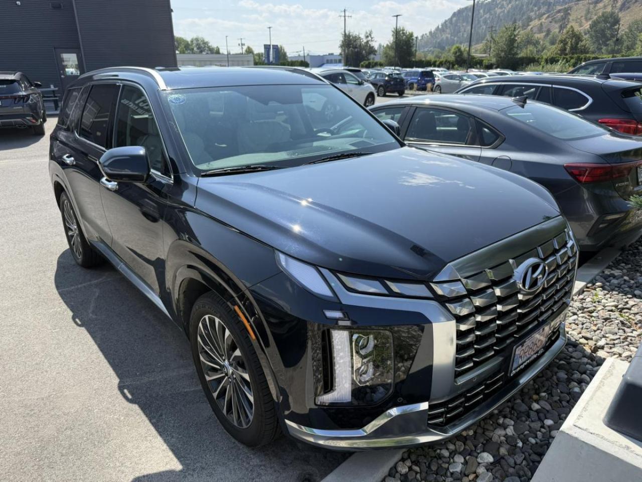 Used 2023 Hyundai PALISADE Ultimate Calligraphy for sale in Kelowna, BC