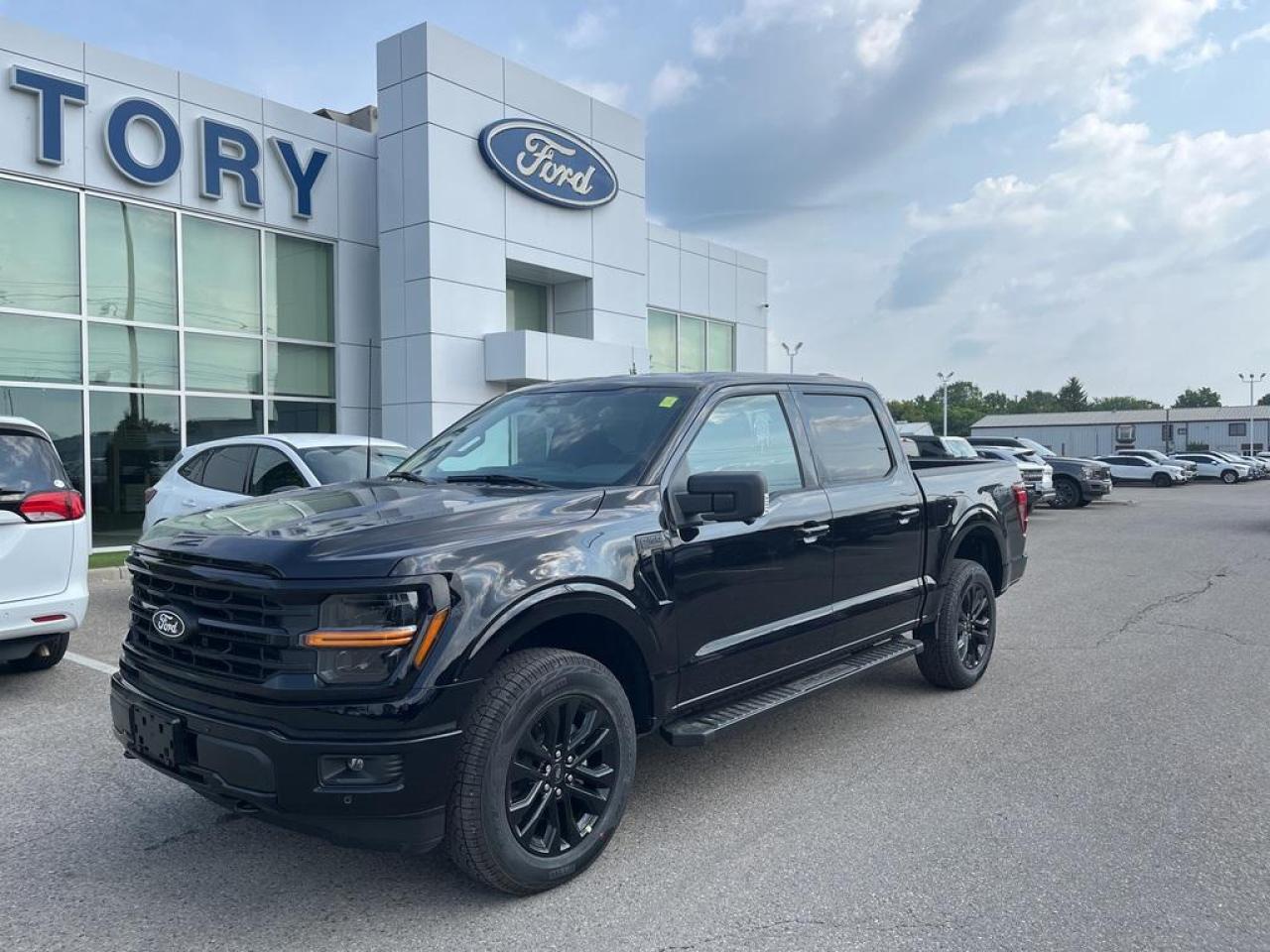 New 2025 Ford F-150 XLT for sale in Chatham, ON