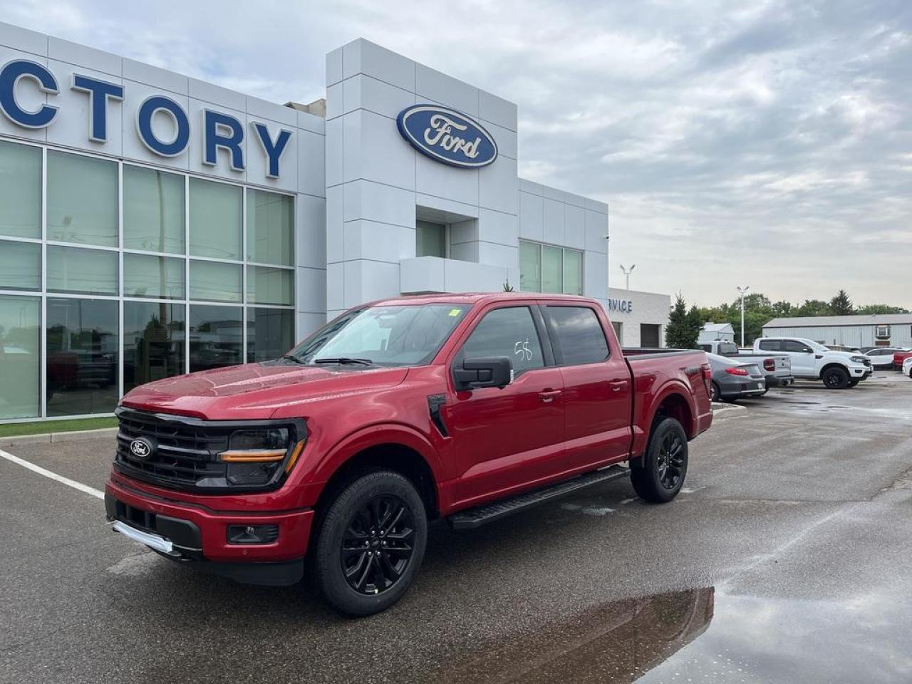 New 2025 Ford F-150 XLT for sale in Chatham, ON