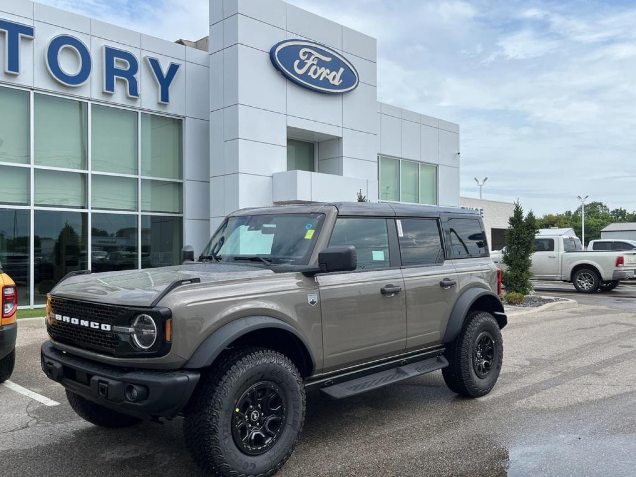 New 2025 Ford Bronco Big Bend for sale in Chatham, ON
