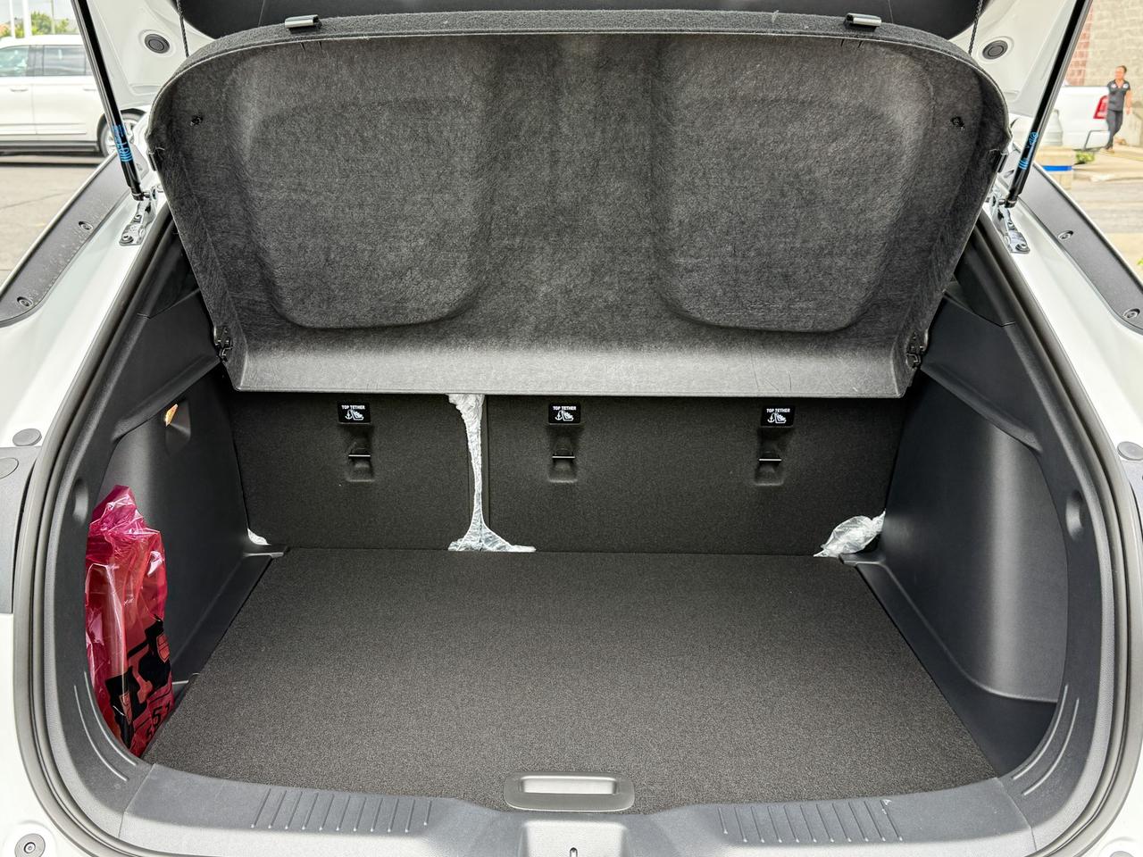 2025 Buick Envista Preferred 1.2L 3CYL WITH REMOTE START/ENTRY, HEATED SEATS, HEATED STEERING WHEEL, HD REAR VISION CAMERA, ANDROID AUTO AND APPLE CARPLAY Photo