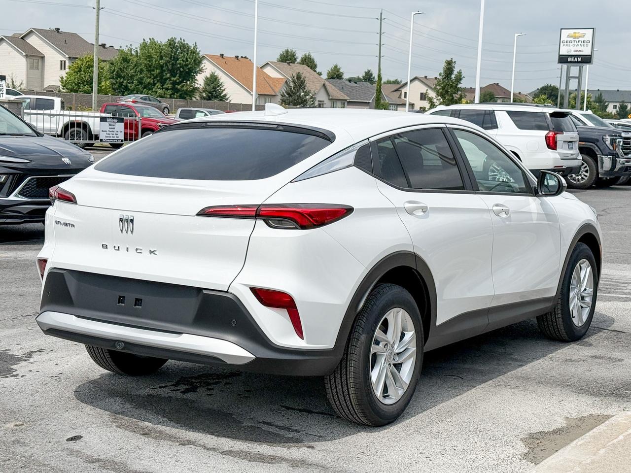2025 Buick Envista Preferred 1.2L 3CYL WITH REMOTE START/ENTRY, HEATED SEATS, HEATED STEERING WHEEL, HD REAR VISION CAMERA, ANDROID AUTO AND APPLE CARPLAY Photo